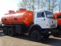 Топливозаправщик НЕФАЗ-5633 на шасси КАМАЗ 65111