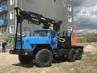 Лесовоз Урал 2020 г.в. с манипулятором