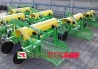 Картофелекопалка однорядная Bomet